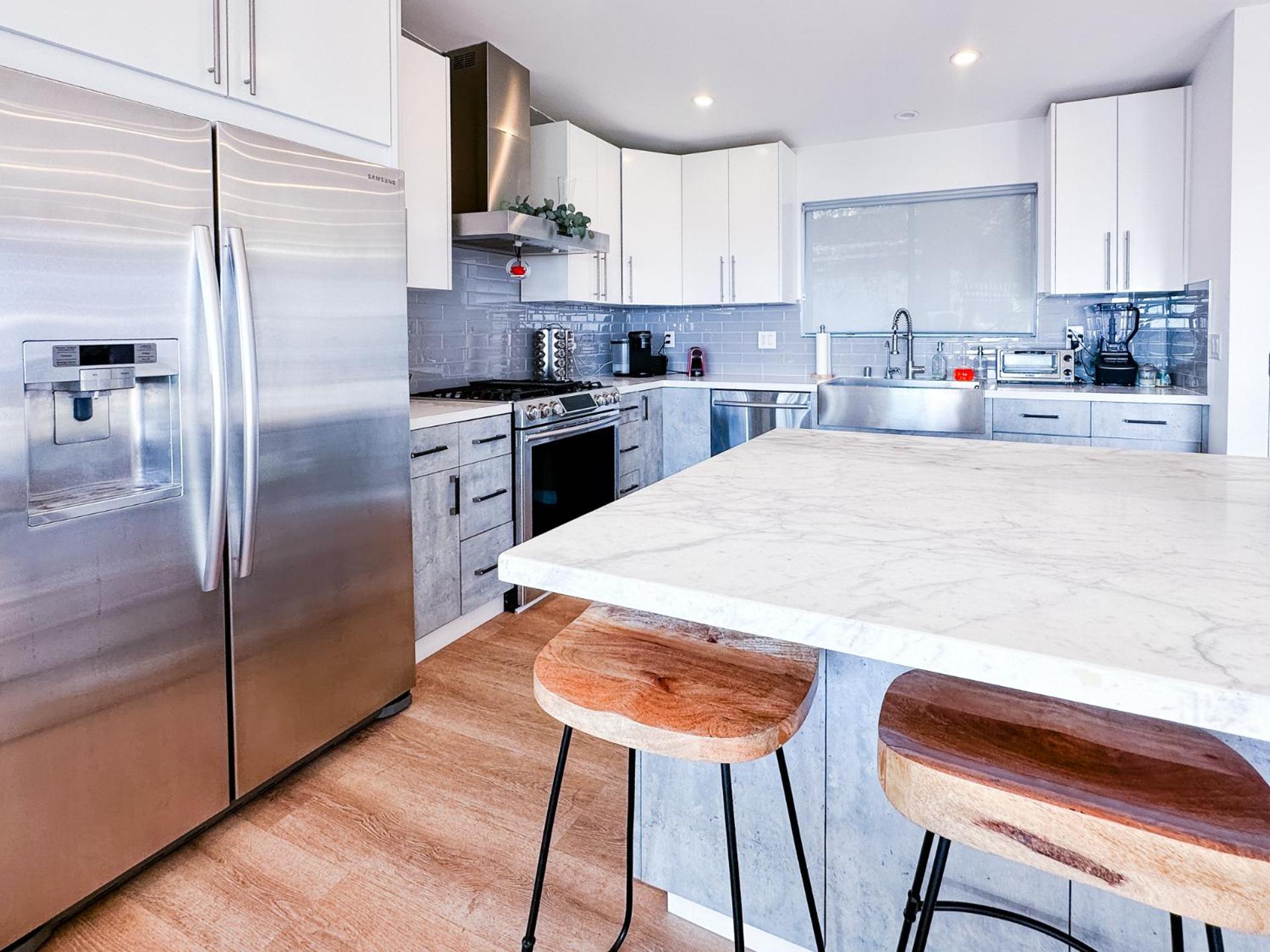 Stunning Views Hollywood Hills Lux Living