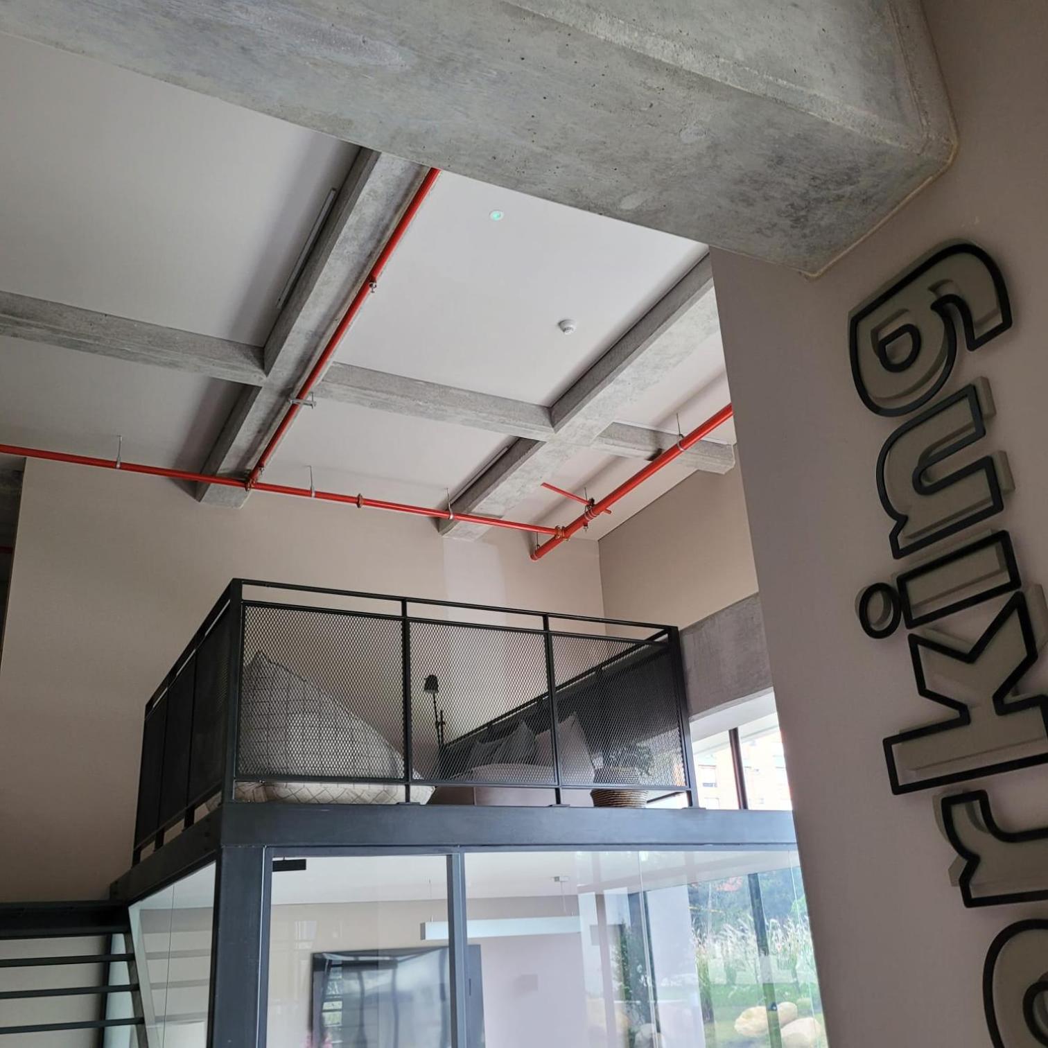 Apartaestudio cerca a Corferias y Embajada EEUU