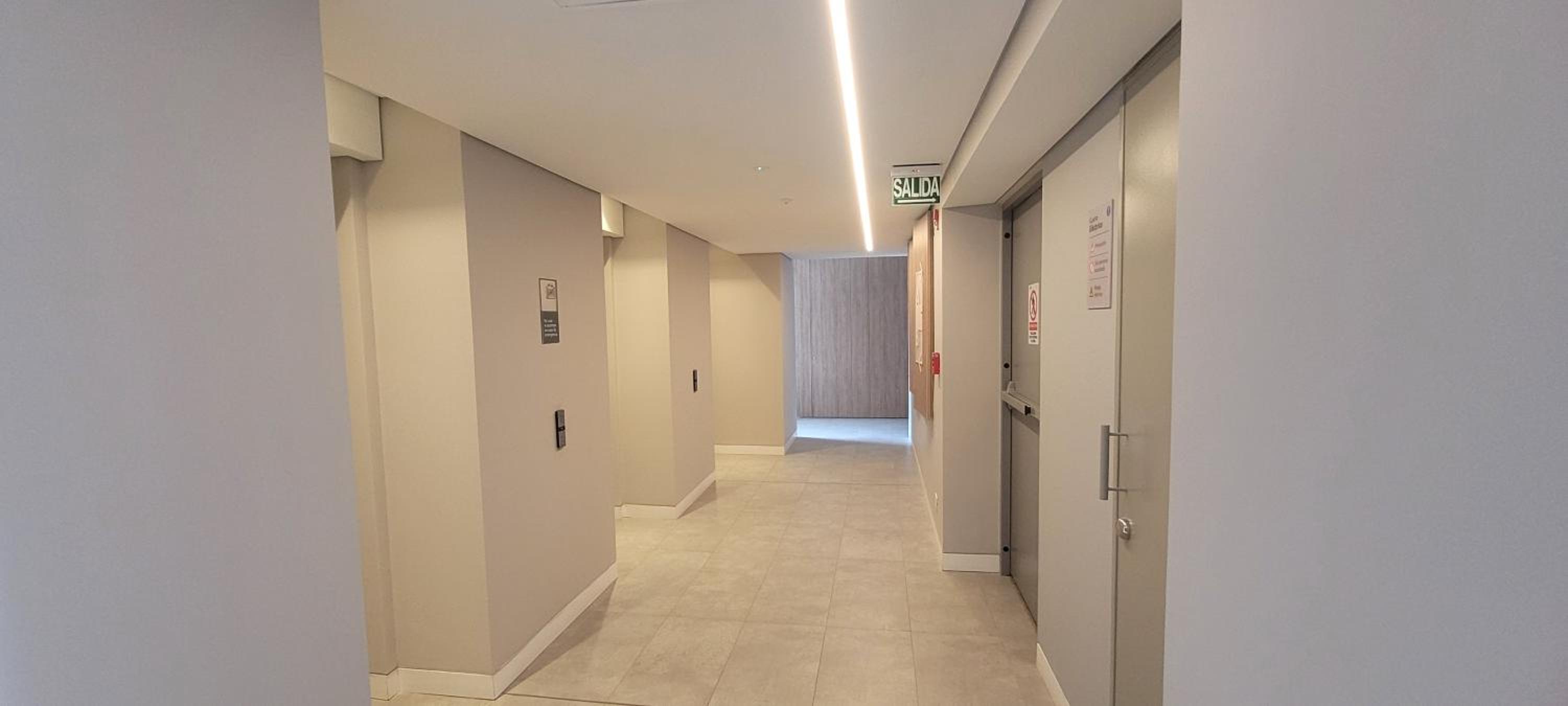 Apartaestudio cerca a Corferias y Embajada EEUU