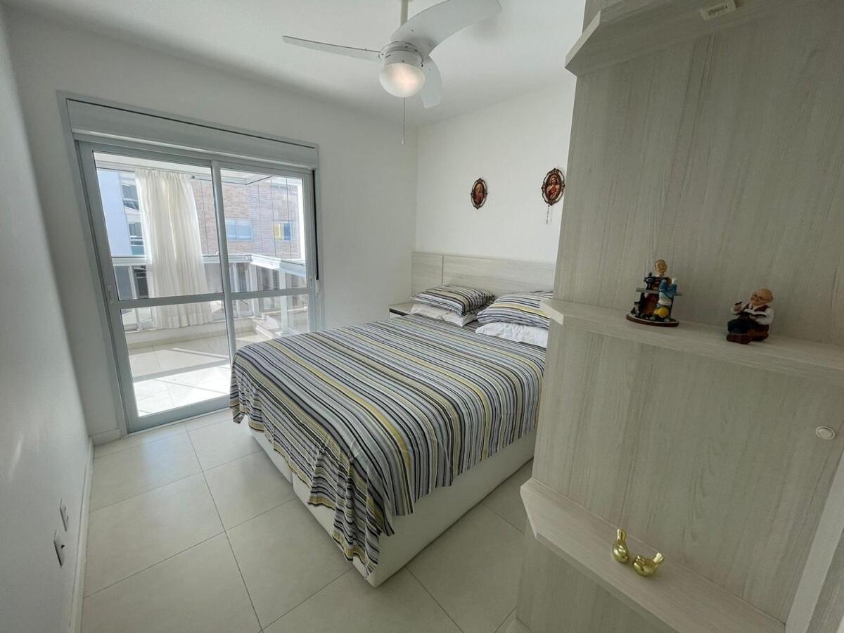 Cód 58 - Apartamento de 2 suítes com piscina.