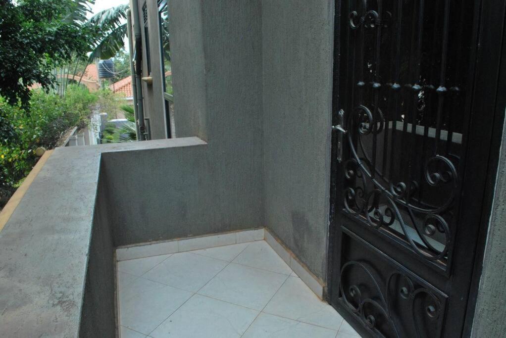 Davie Bunga home, Kalungu road view 2