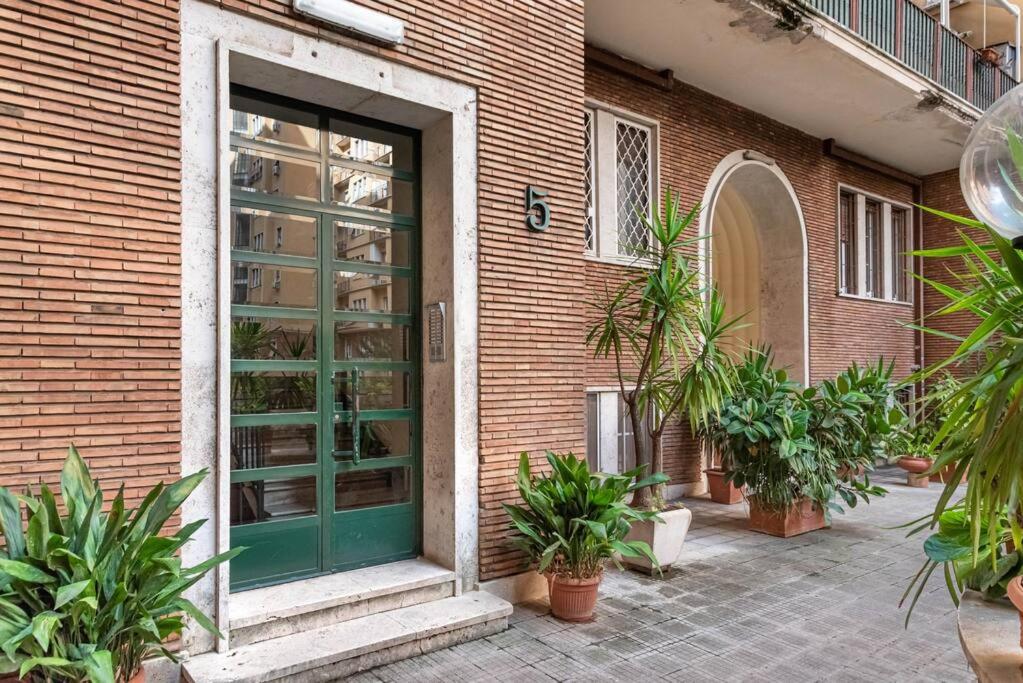 Apt ristrutturato a Palazzo Federici Piazza Bologna