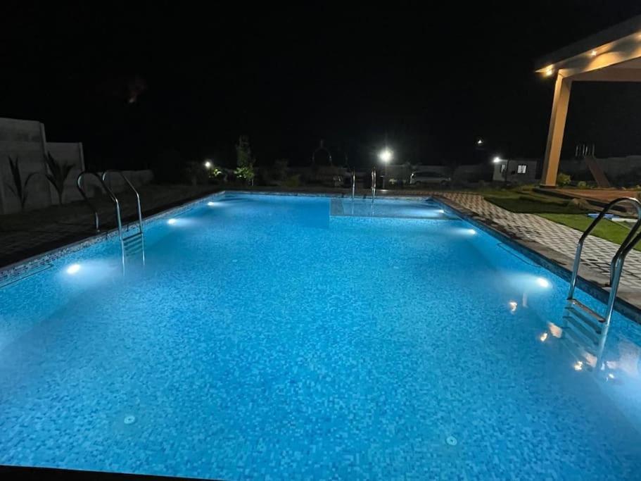 2BHK Farmhouse near Ananthigirii Hills by Skyline Homestays view 3