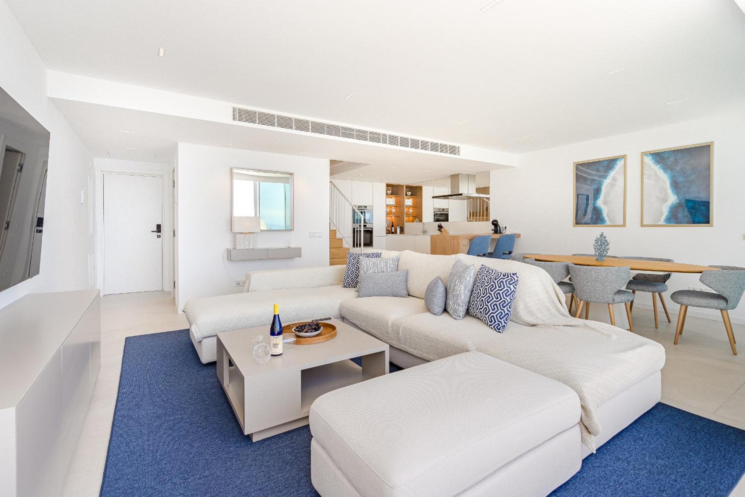 Aquasuites Luxury Apartament B06 at Los Gigantes view 3