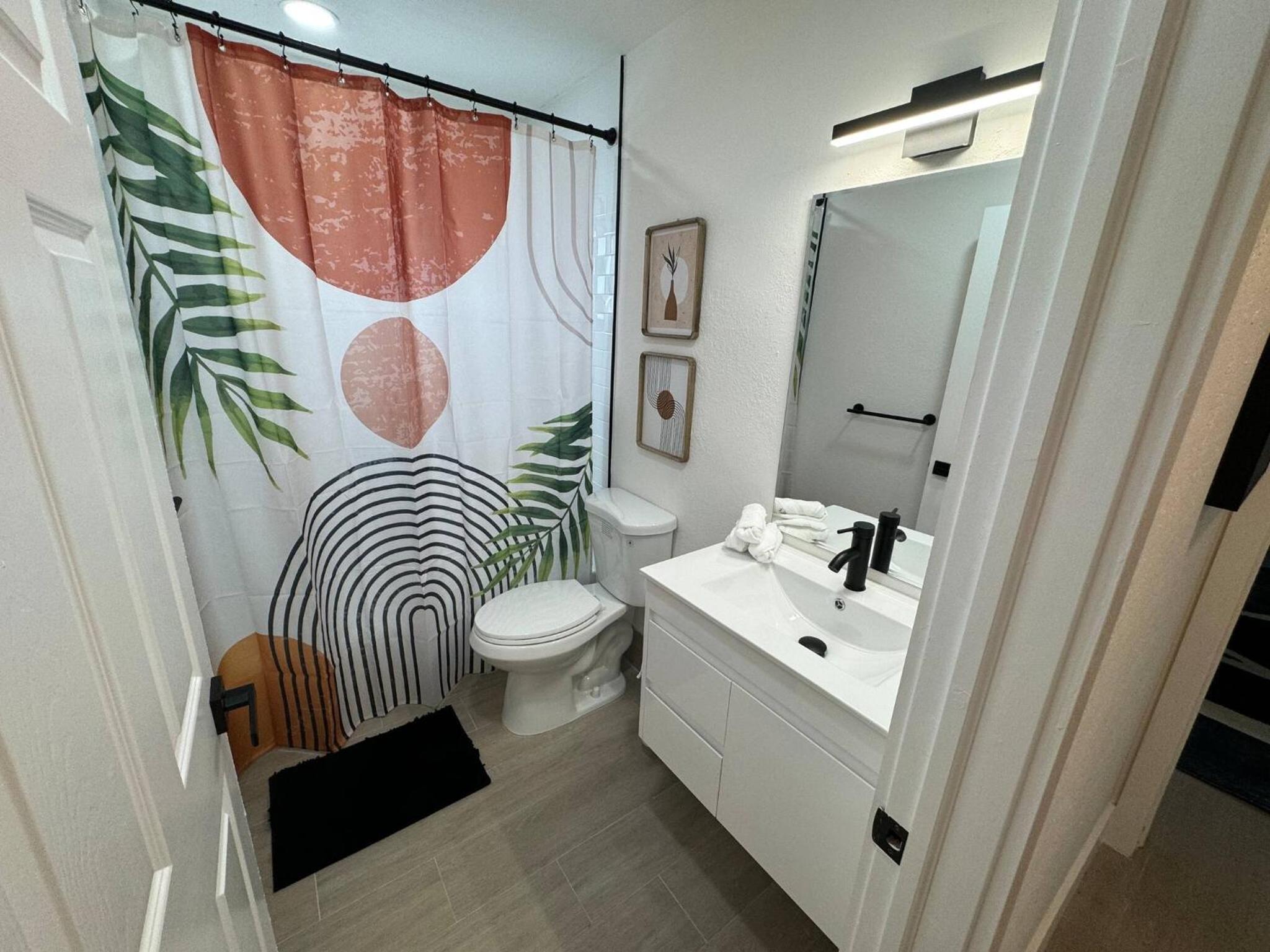 Stylish Wynwood Escape Art Clubs and Sunshine