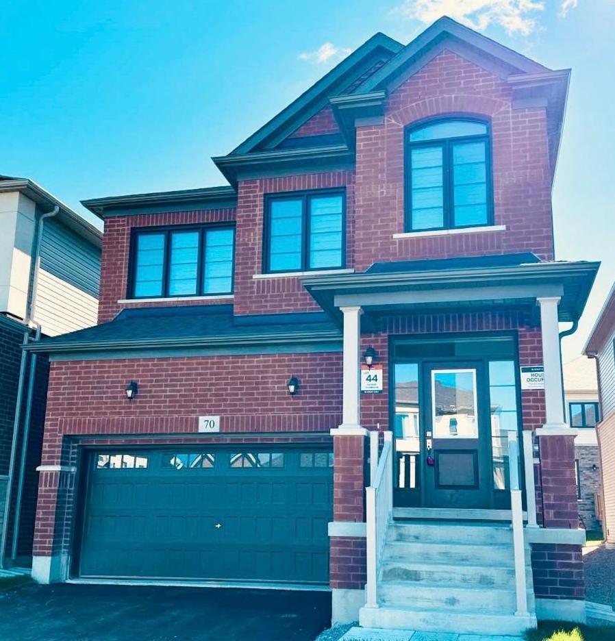 Barrie Vacations - Brand New Modern Home in Barrie! - Property Image 15