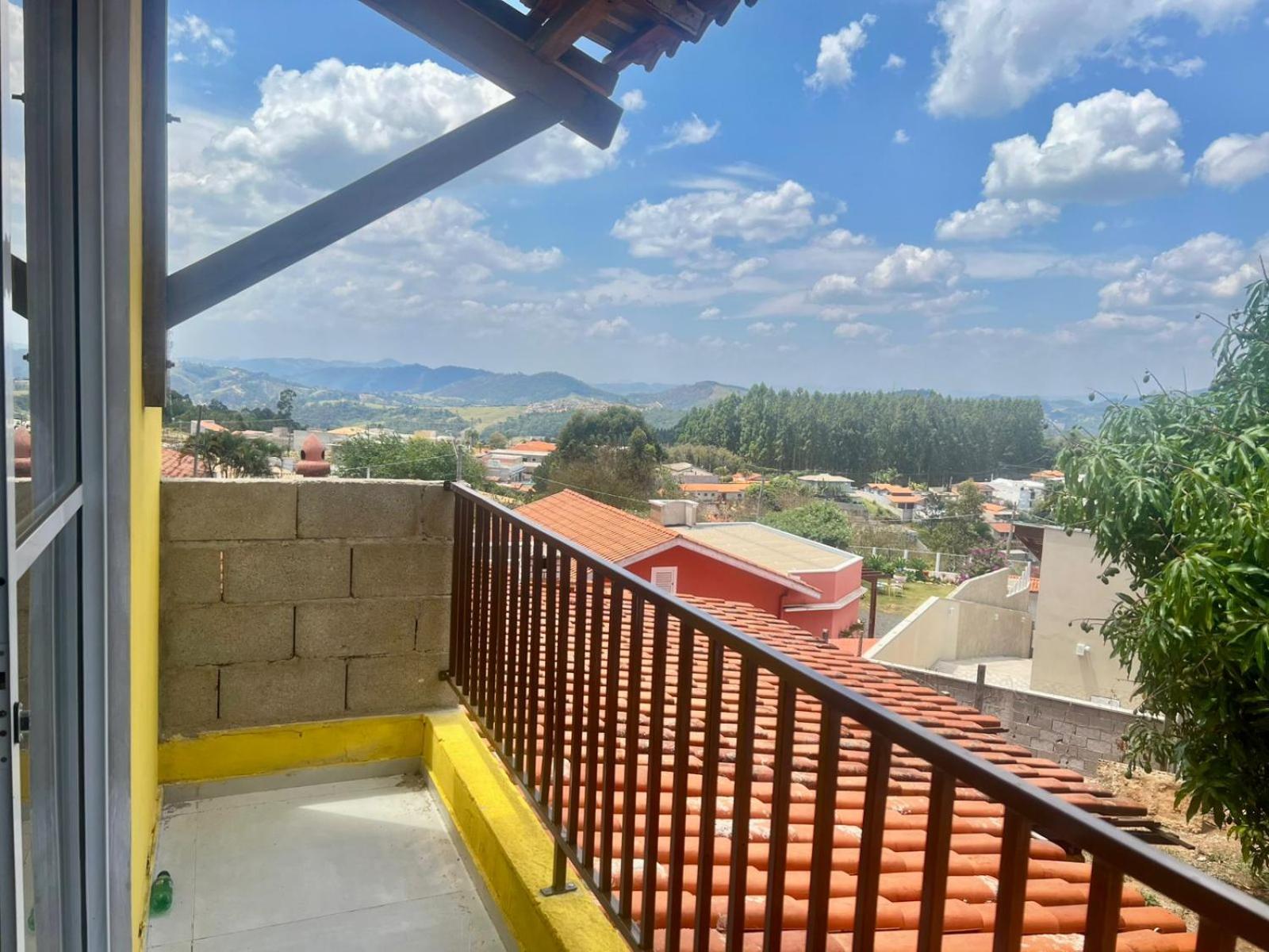 Chácara Aconchego da Serra com Piscina