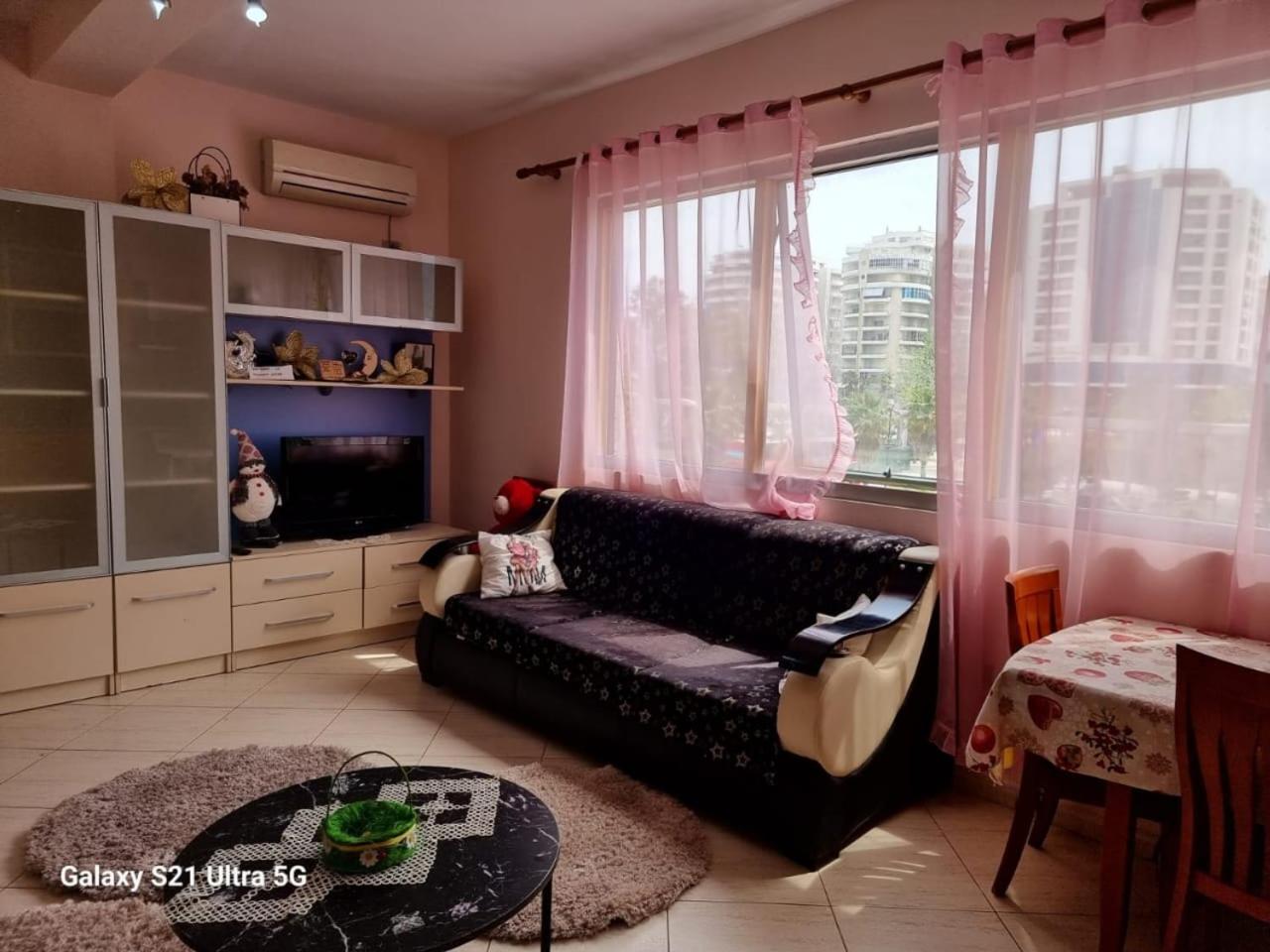 APARTMENT NEAR THE PORT