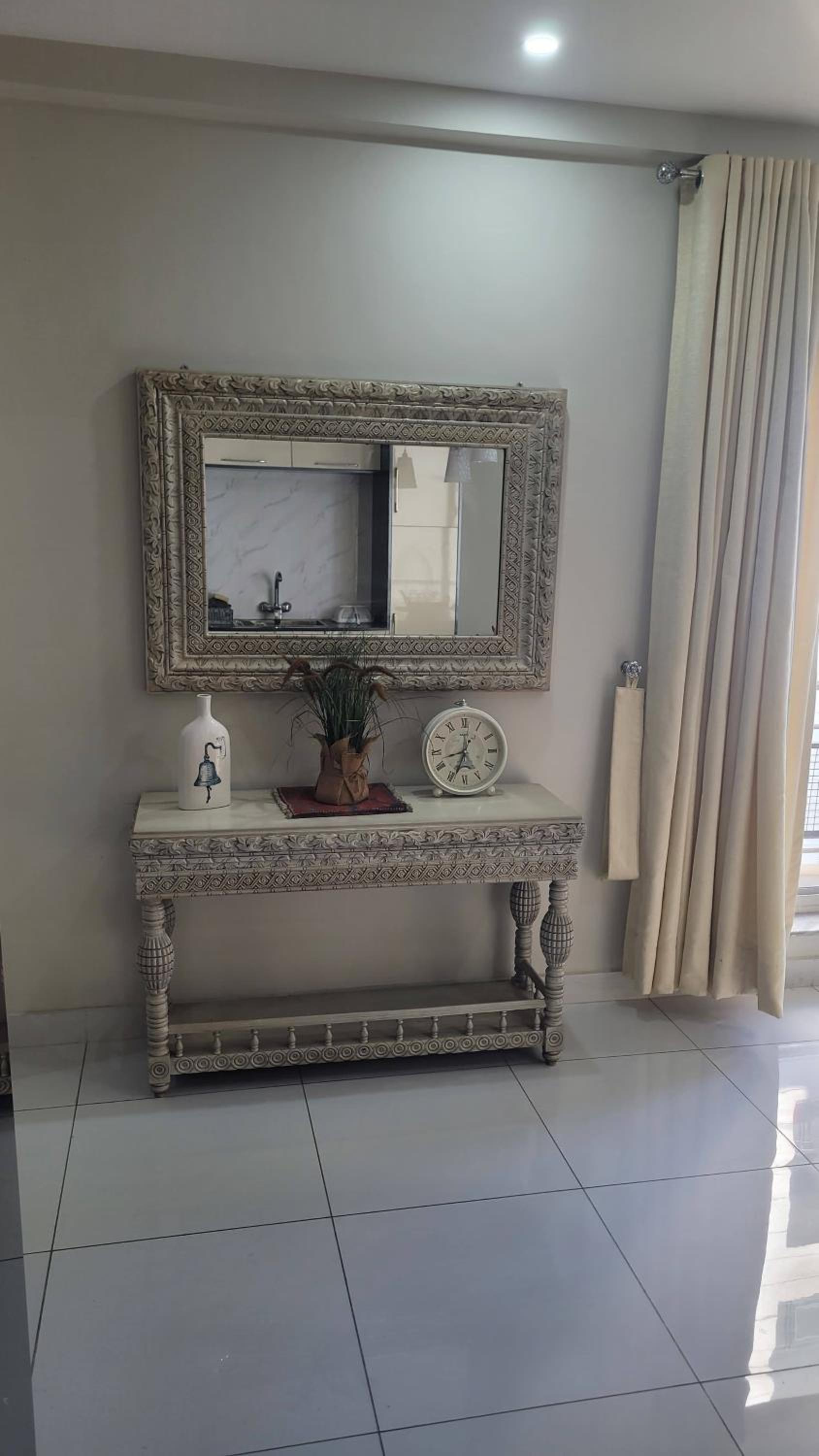 Modern Luxury 3 BHK, secure and peaceful view 4