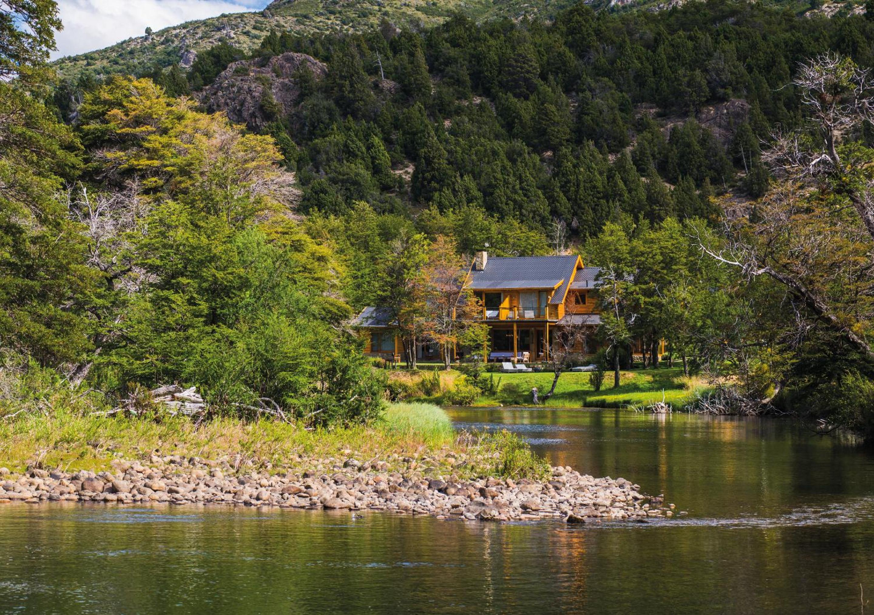 Hotel Rio Hermoso Hotel De Montaña - Image 1