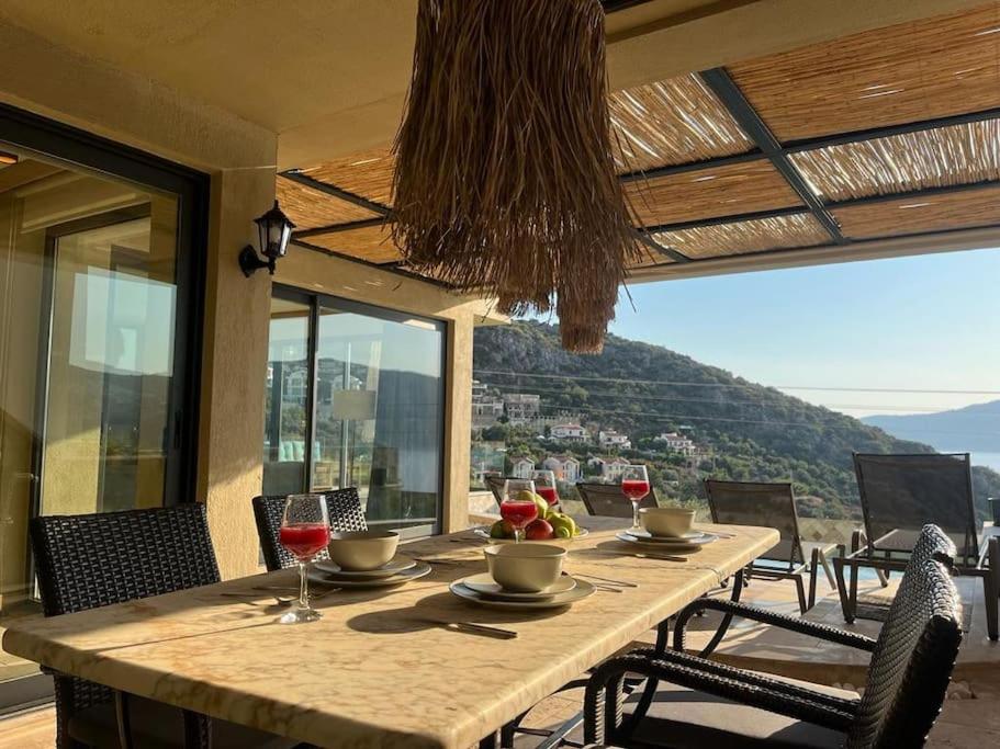 Captivating Casa La Calypso view 2