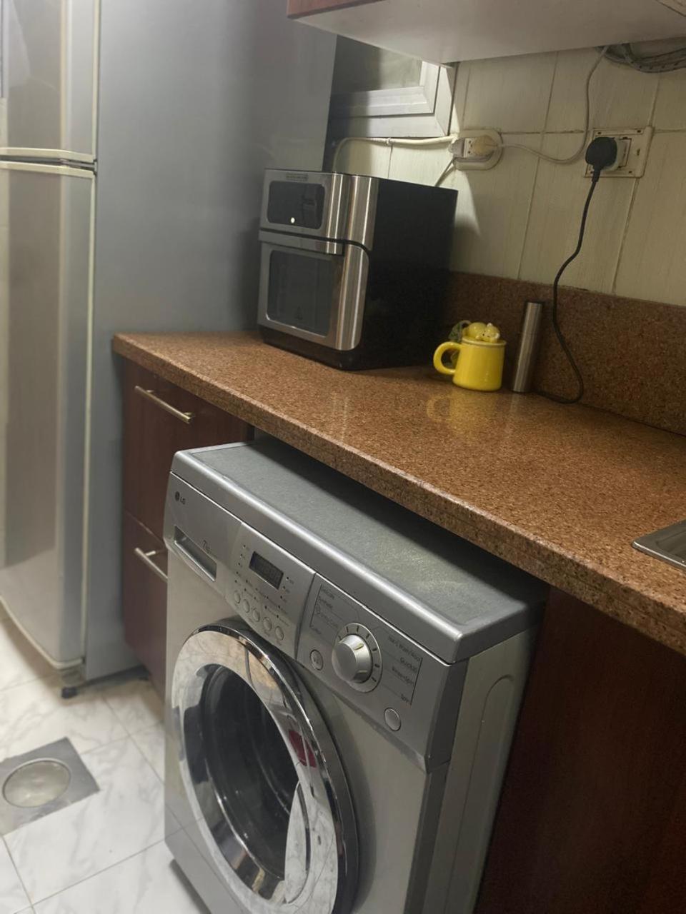 Females only Private bedroom stay with me Rehab city
