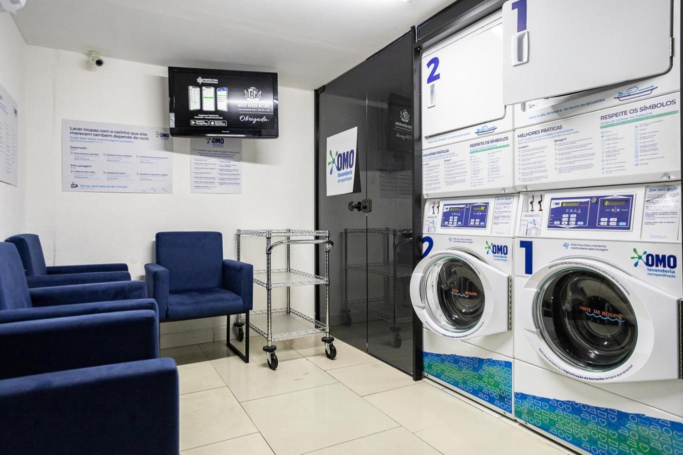 Apart hotel com Wi Fi bem localizado com piscina