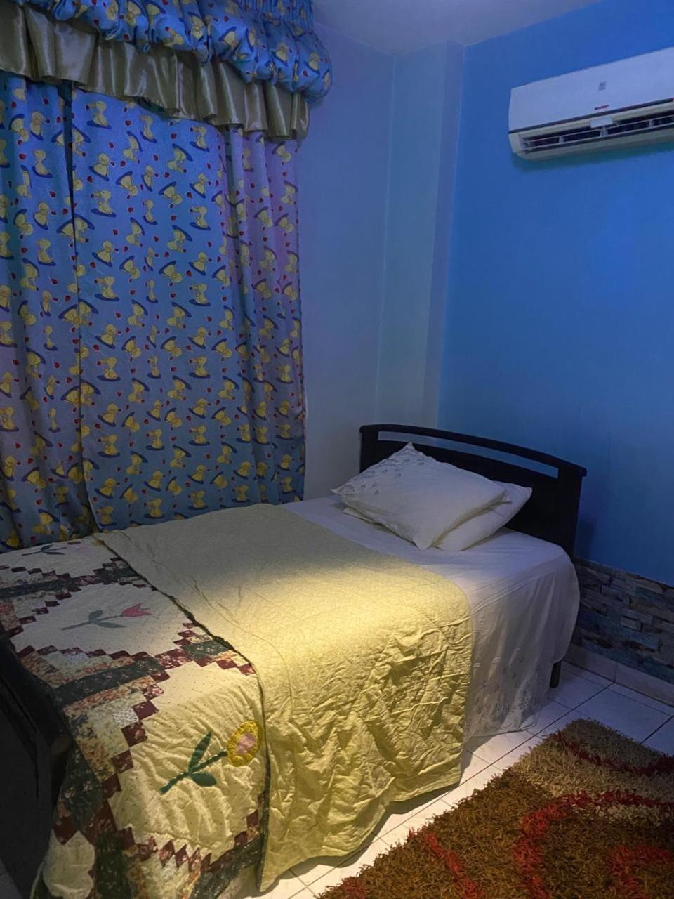 Females only Private bedroom stay with me Rehab city