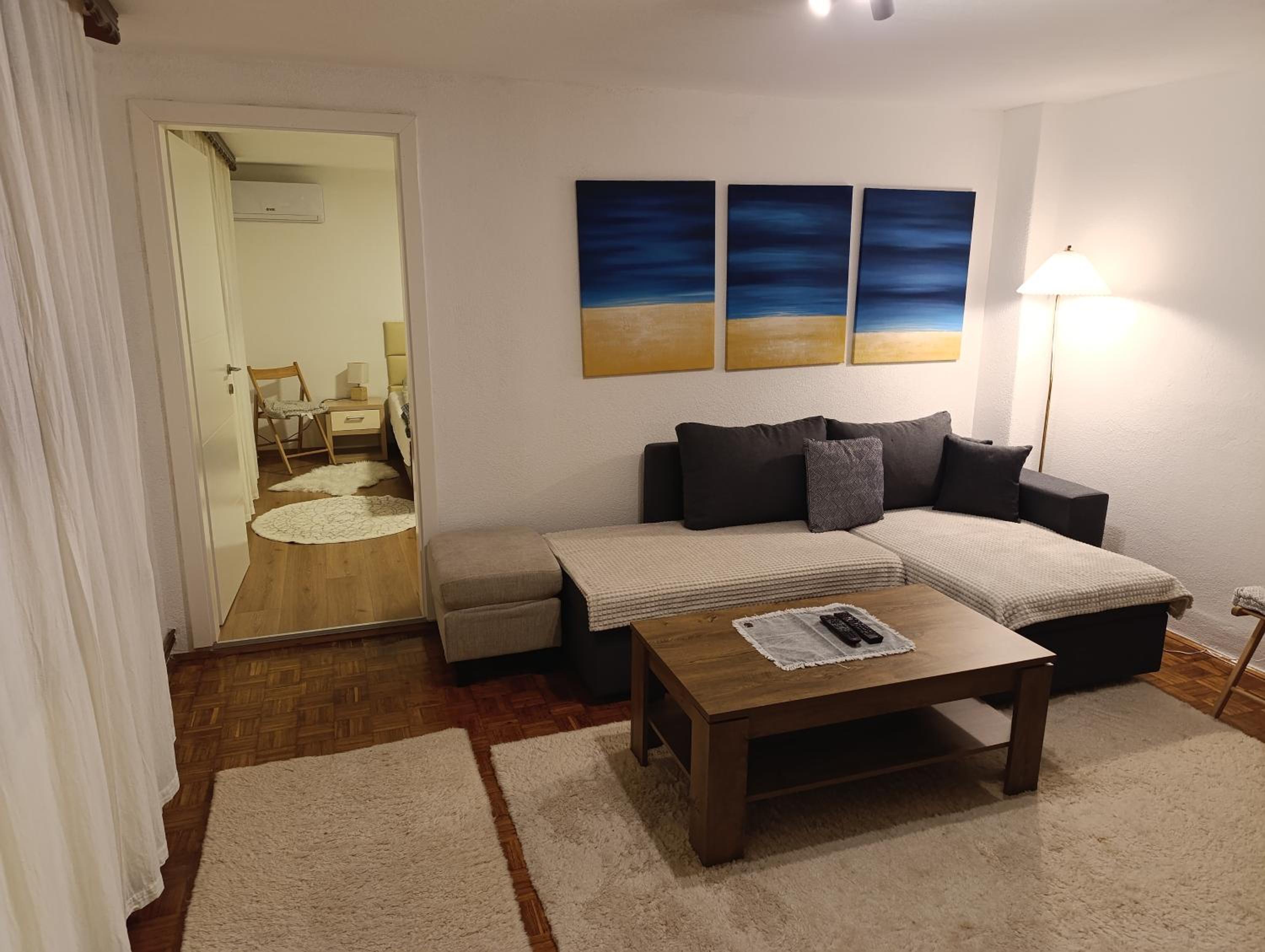 GRBAVICA COZY APARTMENT - free parking view 2