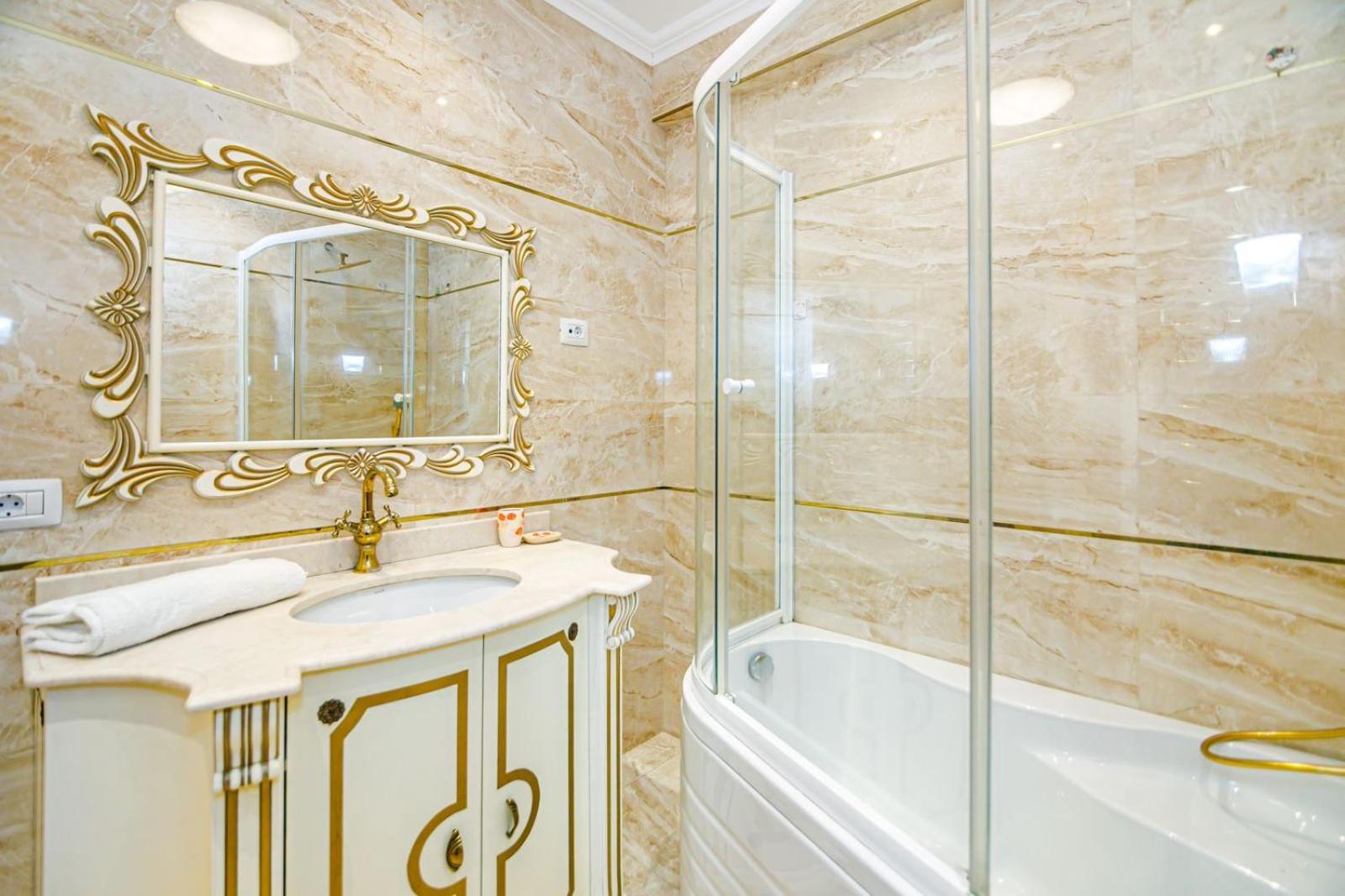 HOTEL APARTMENT ViP PARK AZURE RESIDENCE