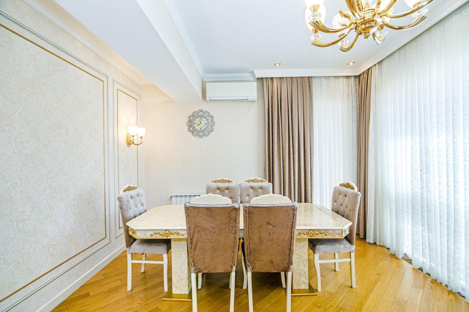 HOTEL APARTMENT ViP PARK AZURE RESIDENCE