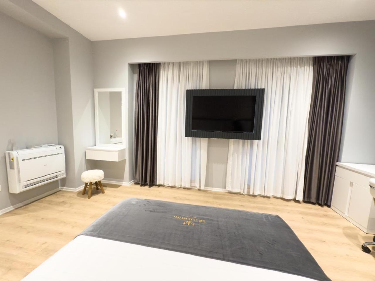 The Luxe Haven B12
