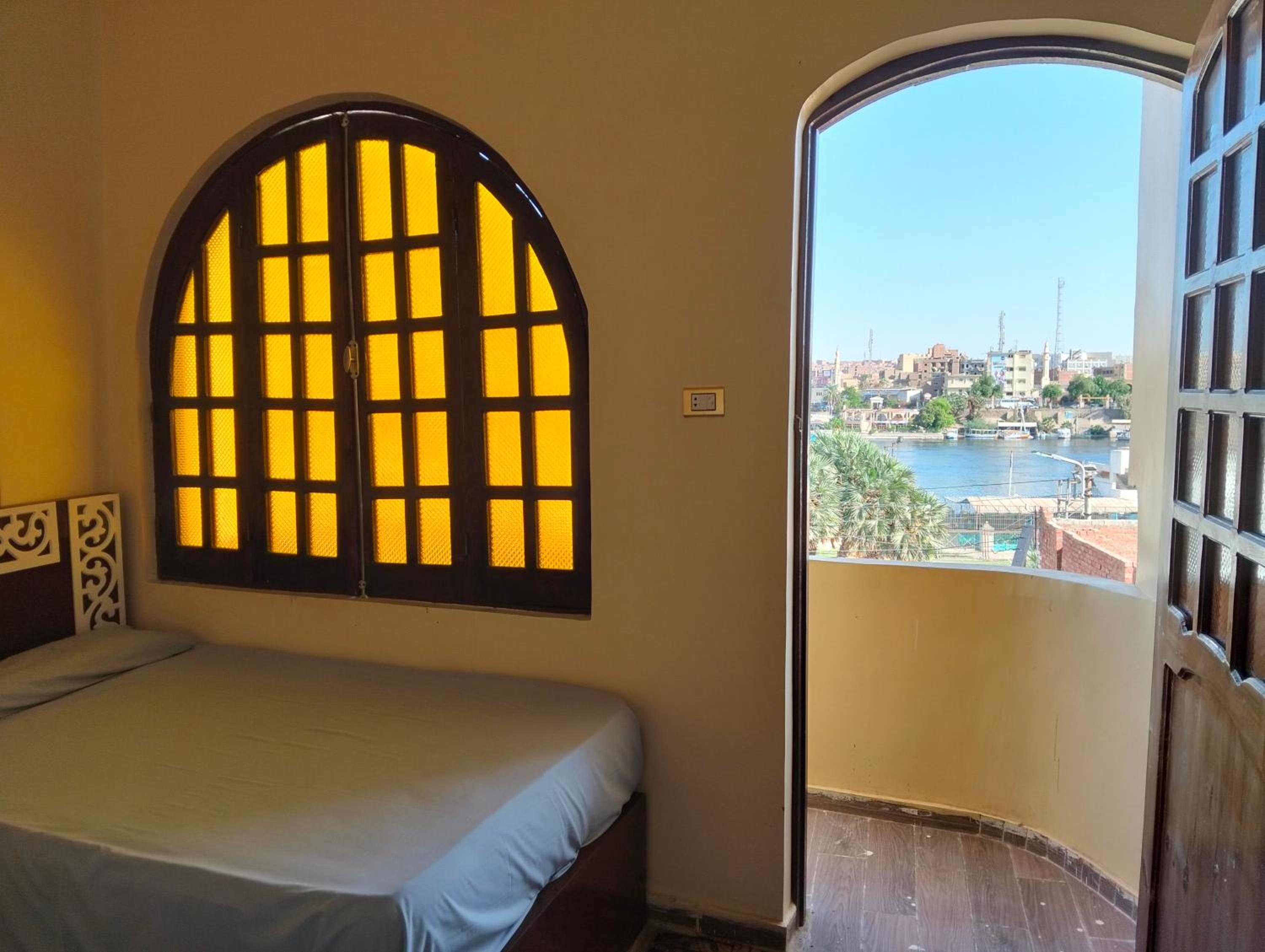 elephantine nile view house