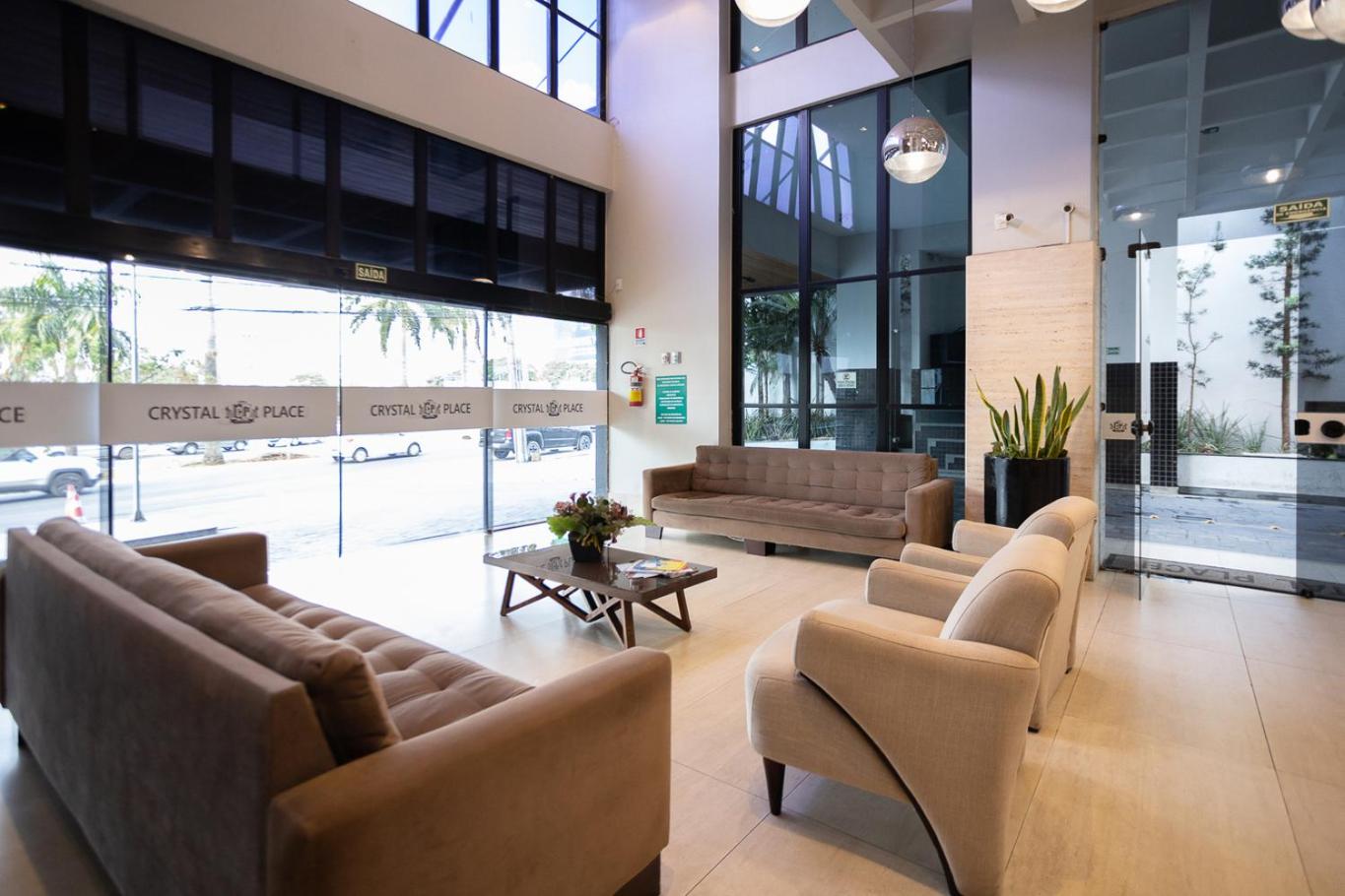 Apart hotel com Wi Fi bem localizado com piscina