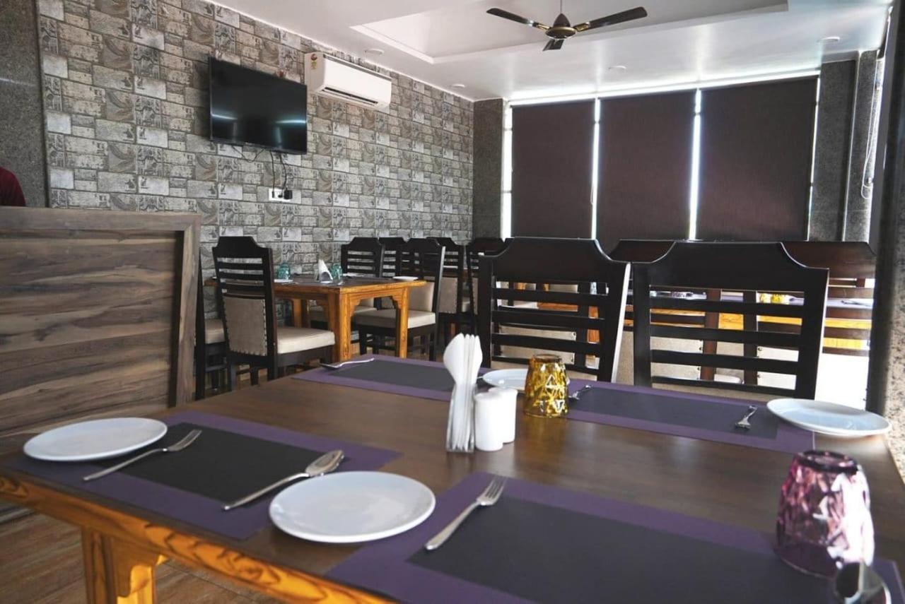 Ayurveda Yoga Retreat - Vedanjana view 4