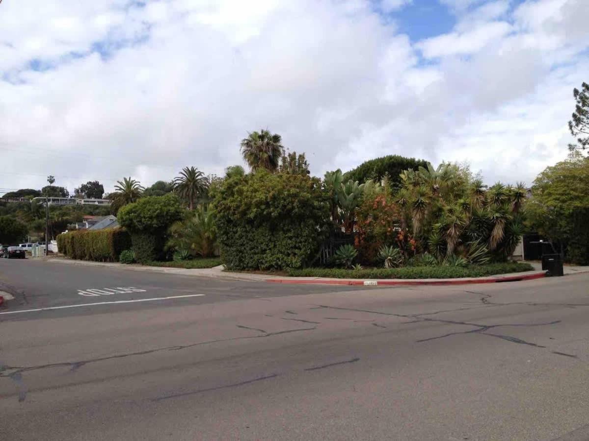 North PB Beauty Surfers Wanted Free Parking view 5