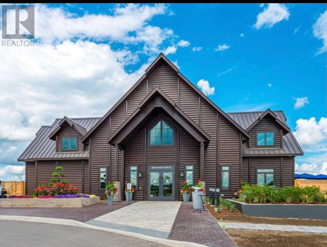 Beautiful Condo, 2 Bedrooms and a Den in Friday Harbour Resort!