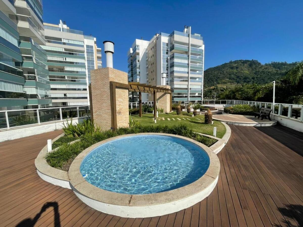Cód 58 - Apartamento de 2 suítes com piscina.