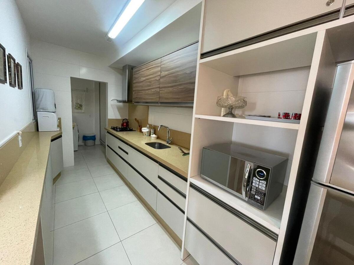 Cód 58 - Apartamento de 2 suítes com piscina.