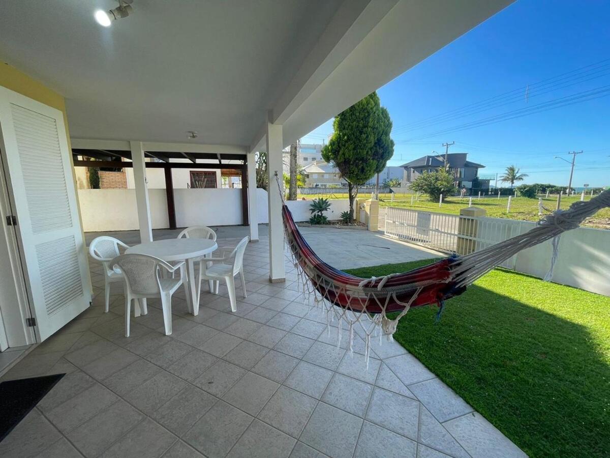 Cód 5 - Casa a poucos passos da praia de Palmas