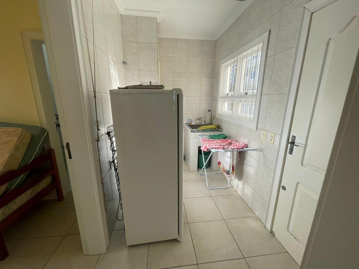 Cód 5 - Casa a poucos passos da praia de Palmas