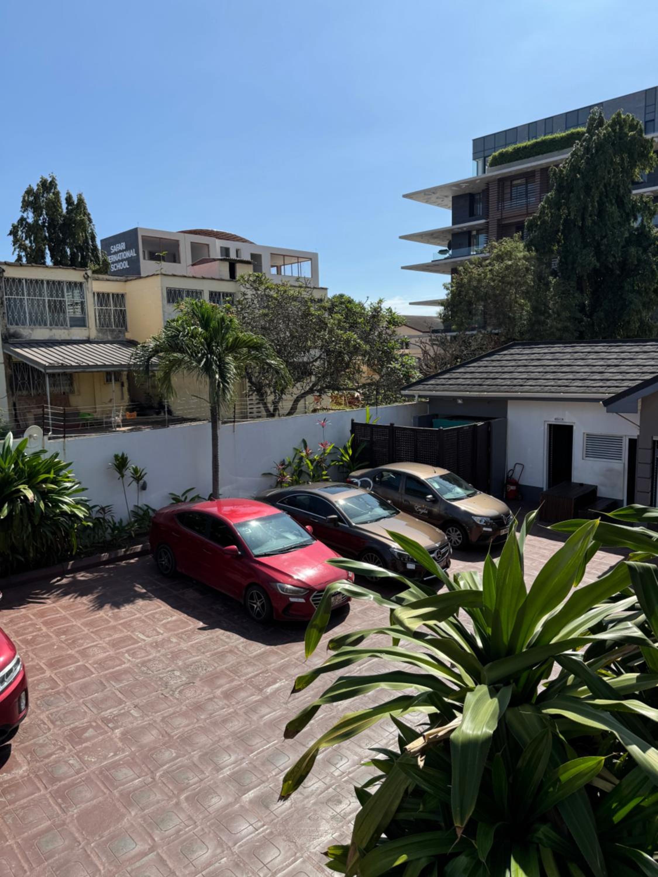 Eagles Apartments, Airport Residential