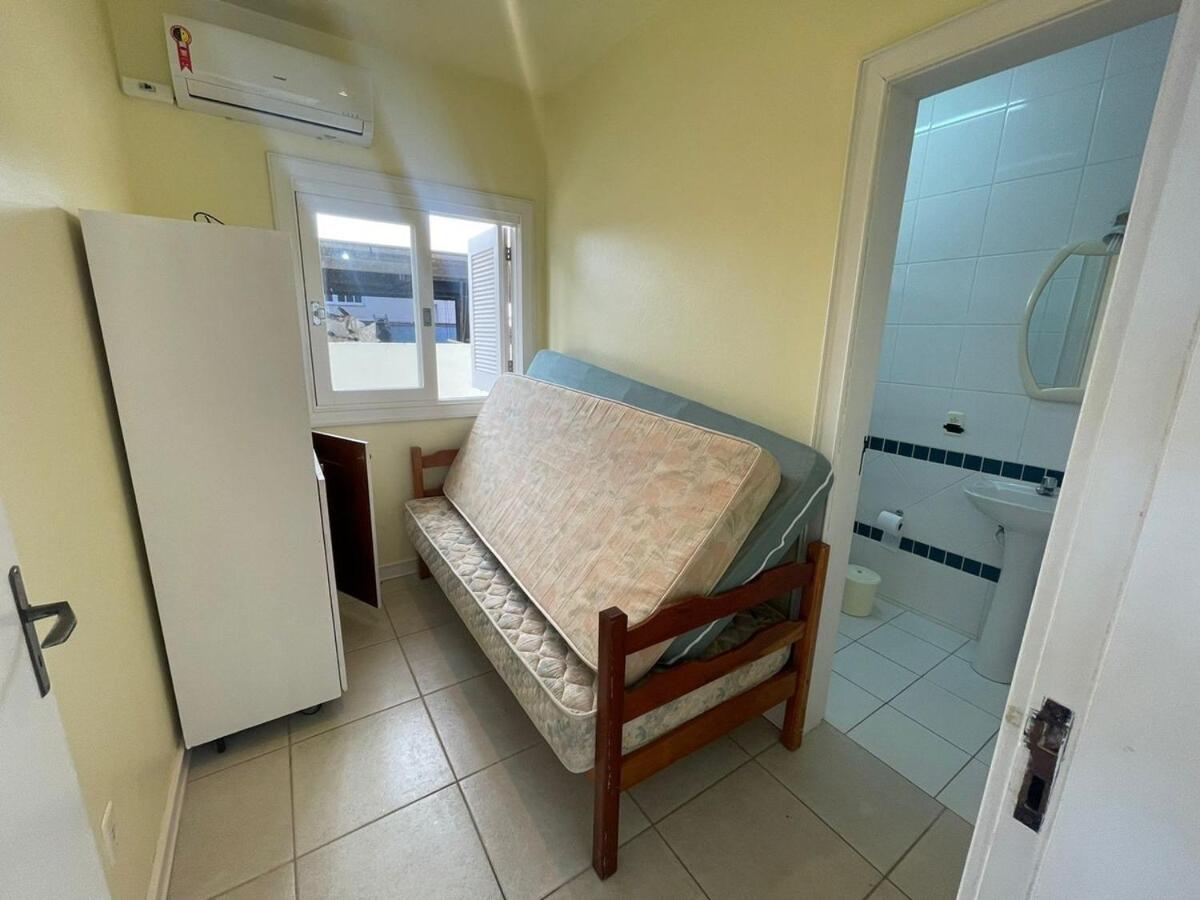 Cód 5 - Casa a poucos passos da praia de Palmas