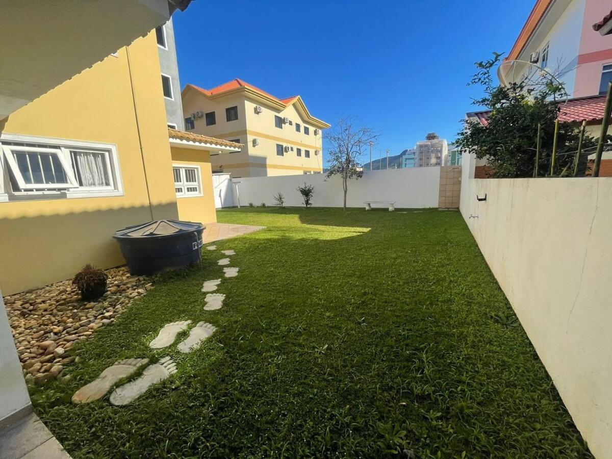 Cód 5 - Casa a poucos passos da praia de Palmas