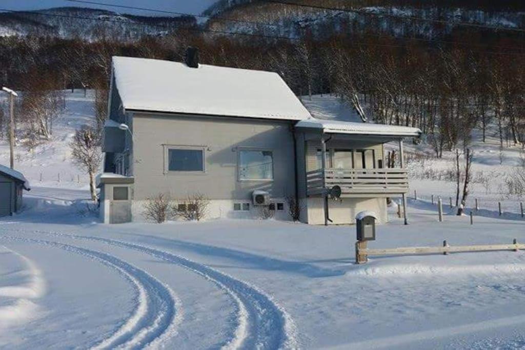 Charles Country House