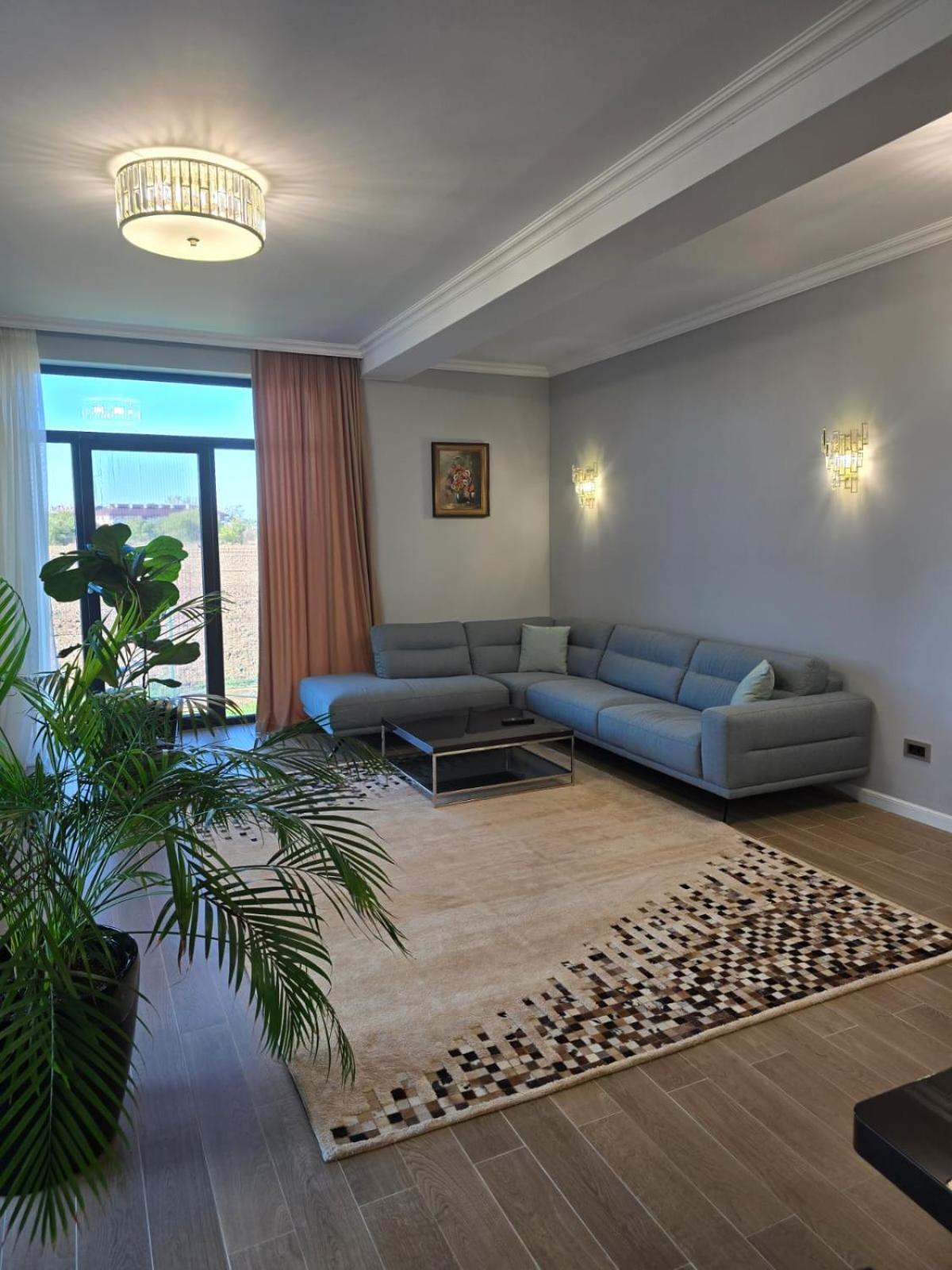 Therme Criss view 3