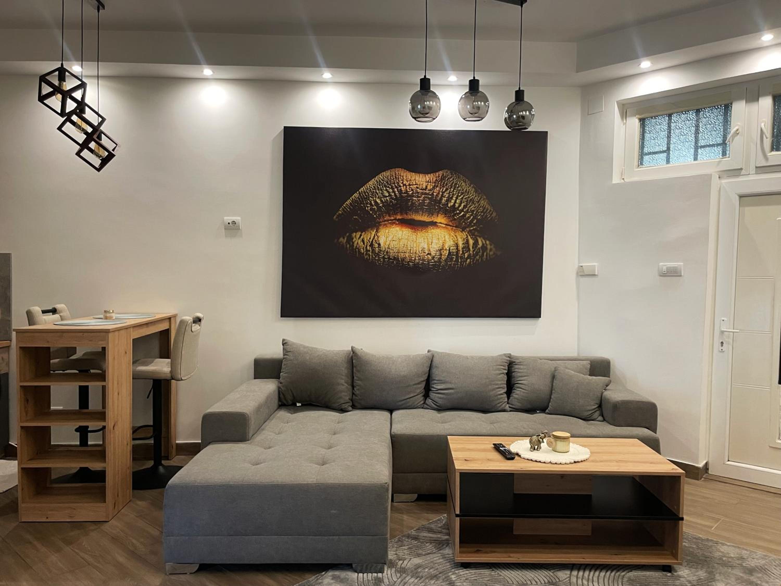 PLAY apartment