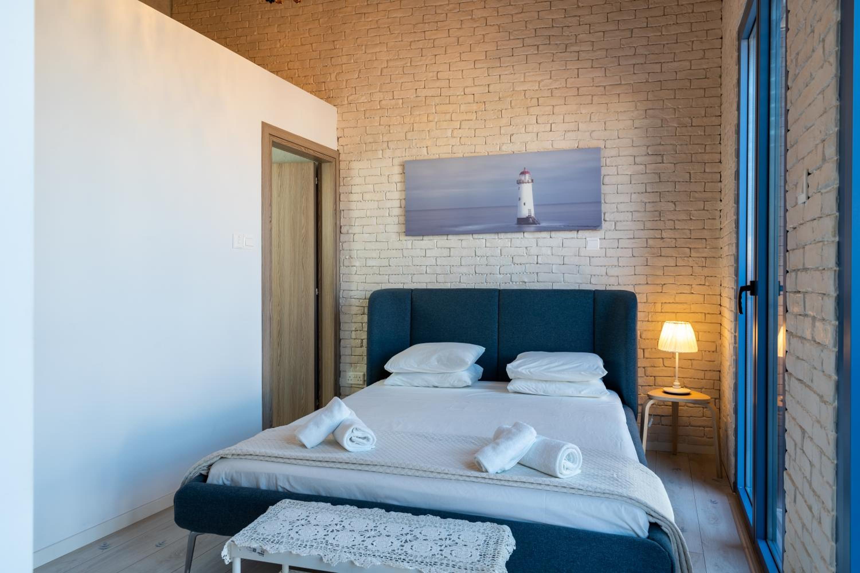 Le Voyageur By the Sea - Furnished Rooms