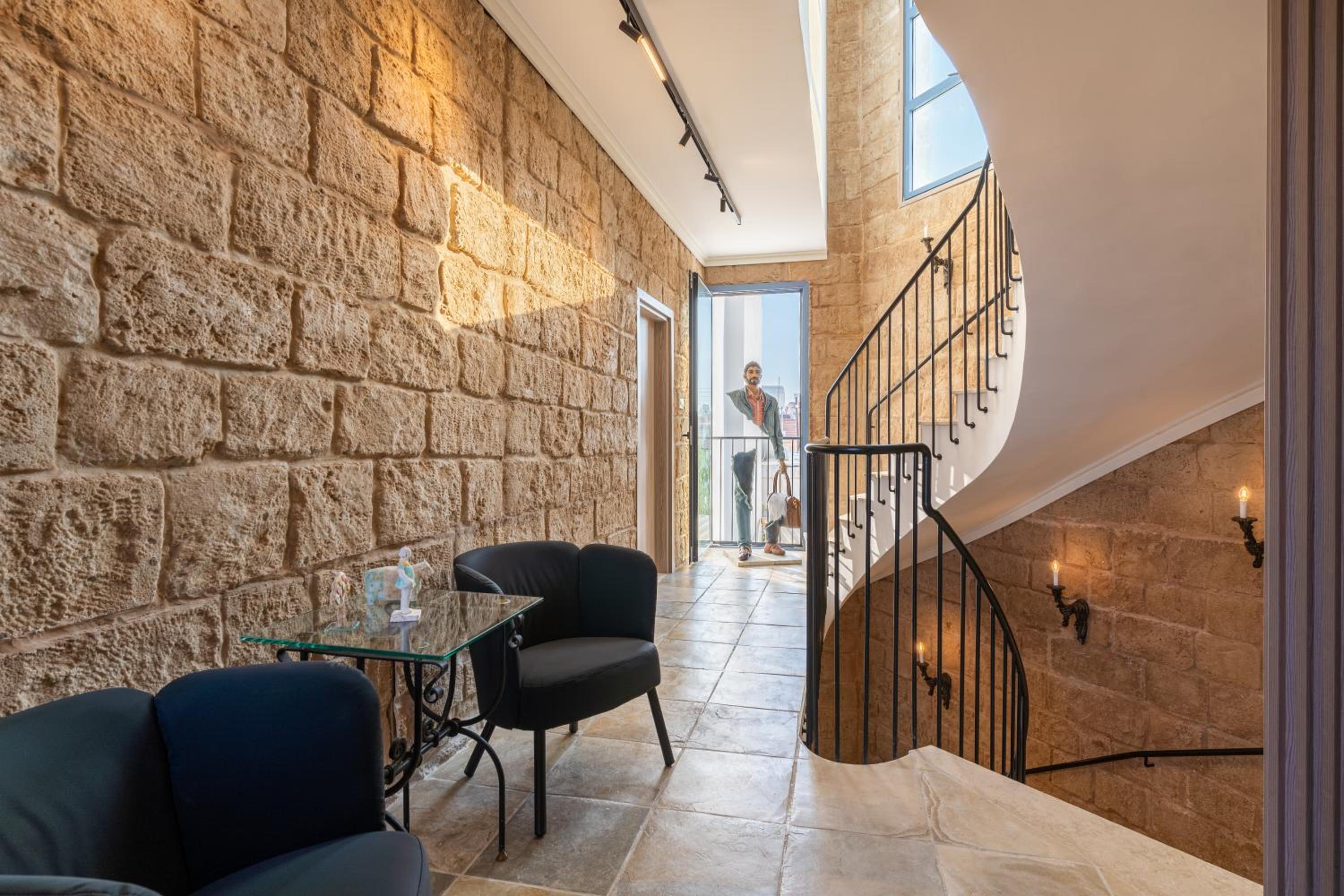 Le Voyageur By the Sea - Furnished Rooms