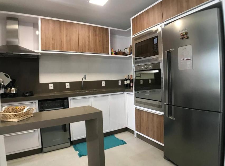 Apartamento luxuoso Praia de Palmas SC