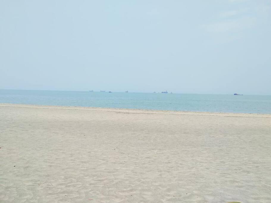 Hermosa Casa Frente Al Mar