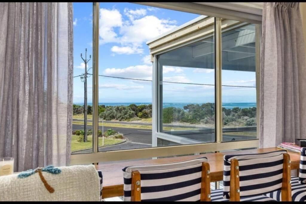 2 6 Germein Court Panayil BeachHouse ! Stunning Ocean Views!
