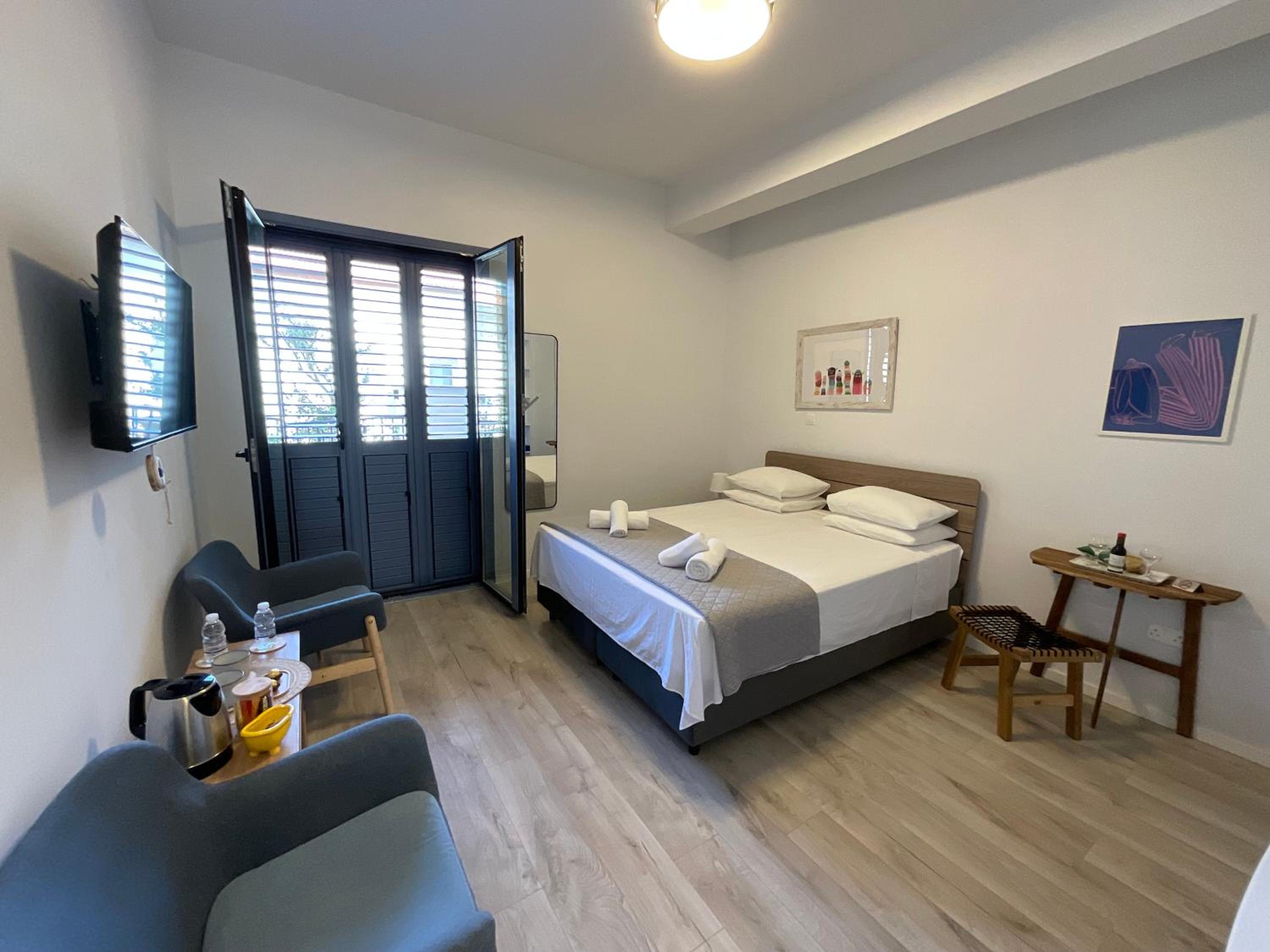 Le Voyageur By the Sea - Furnished Rooms