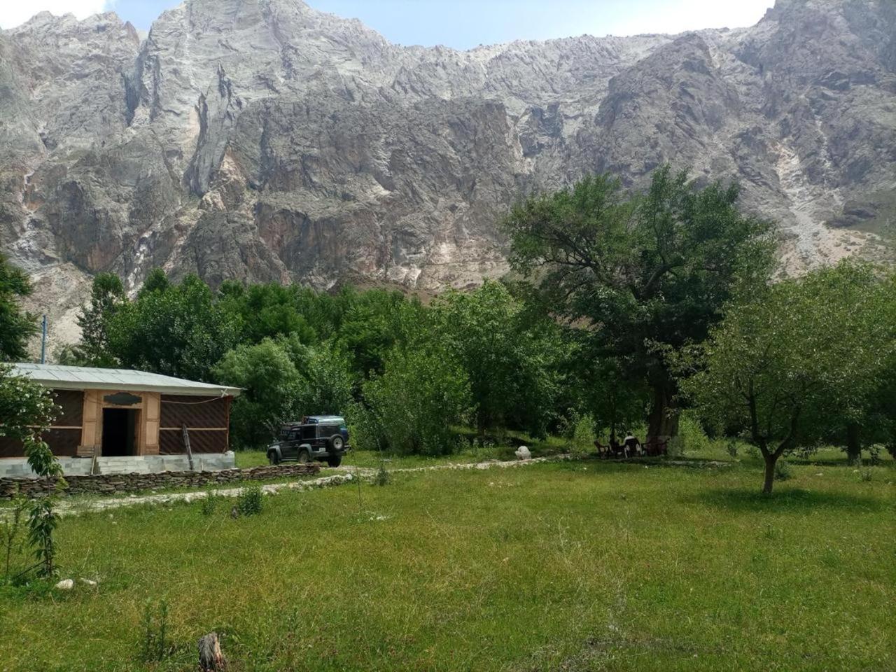 Siwakth Chitral Hutts view 3