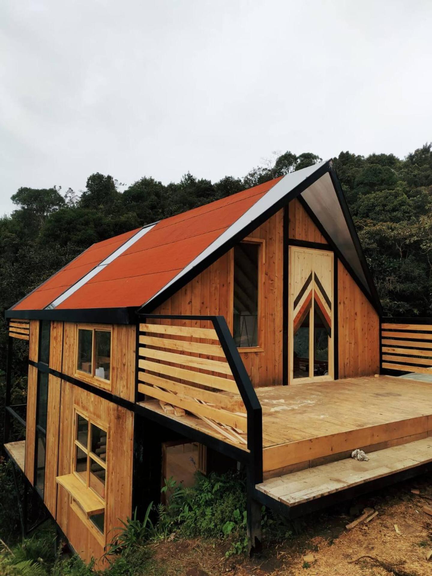 Cabin in the Forrest by the park of Santa Elena