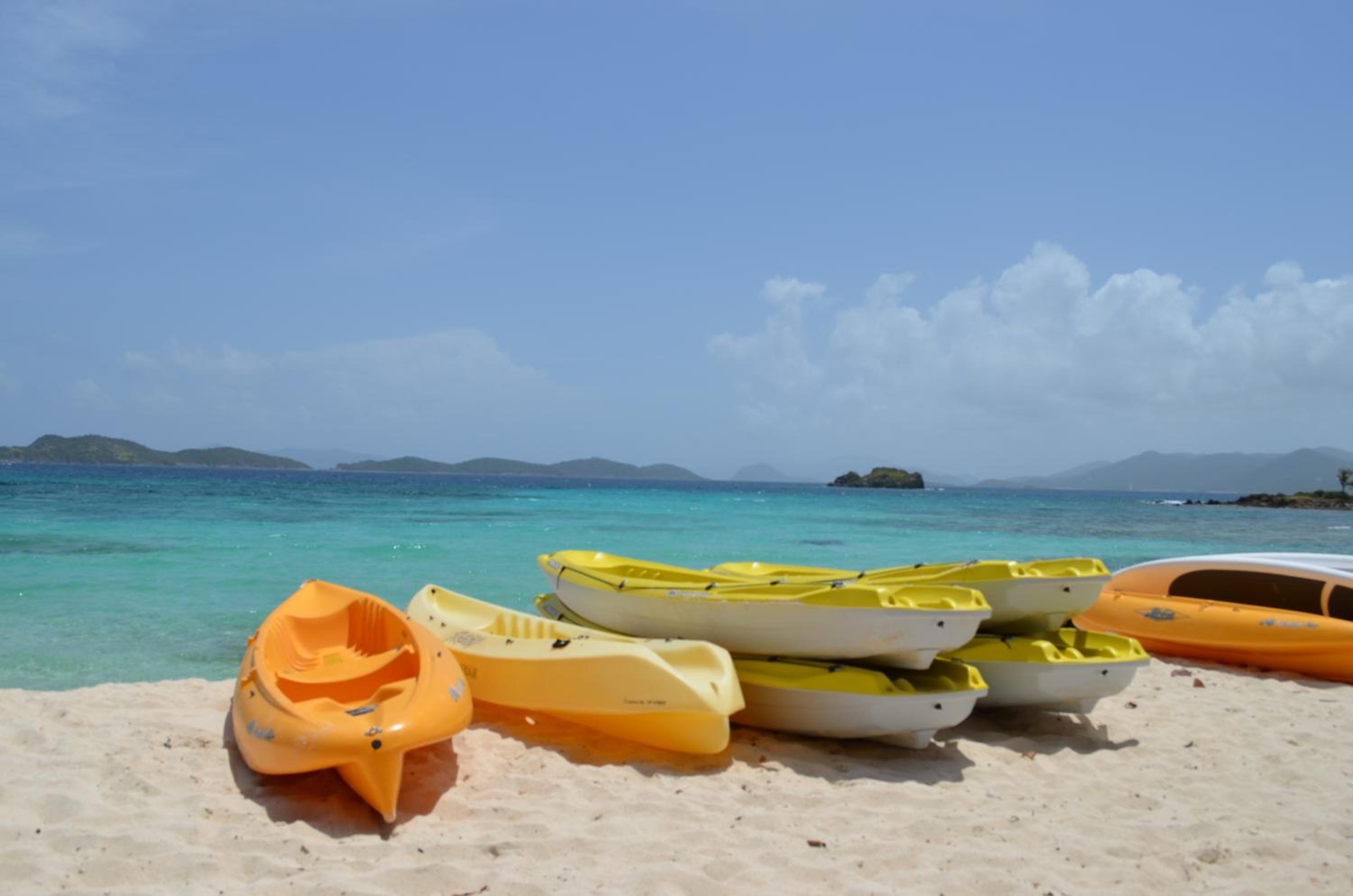 Sapphire Beachfront, Free Wi Fi, Pool, Snorkeling Amazing View! view 4