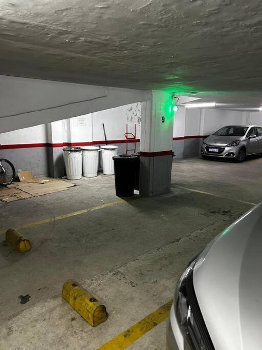 Depto de lujo con cochera y piscina sobre Bv Gálvez