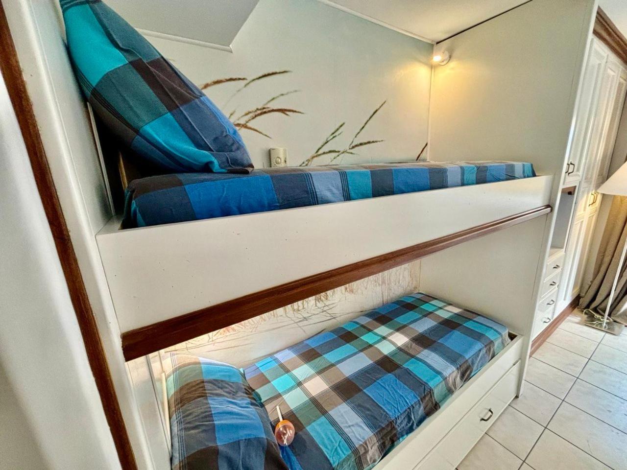 Studio Palais des Arts terrasse cosy parking prive 150m plage clim wifi