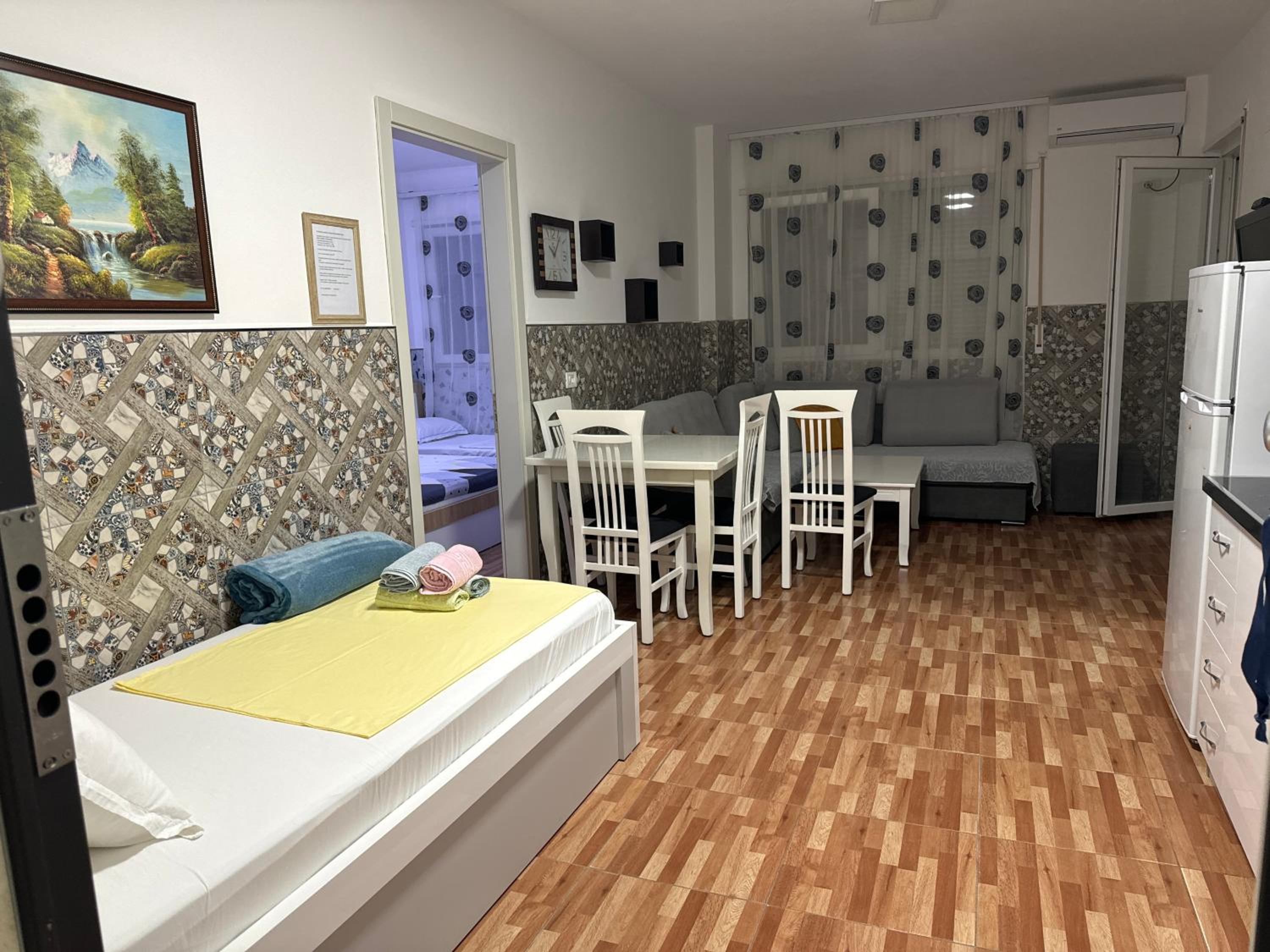 Nikolli apartaments
