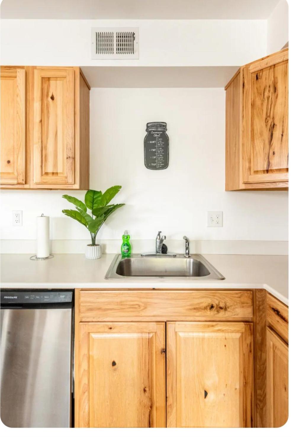 Reno Vacations - Cozy Mountain View Retreat in Reno - Property Image 35